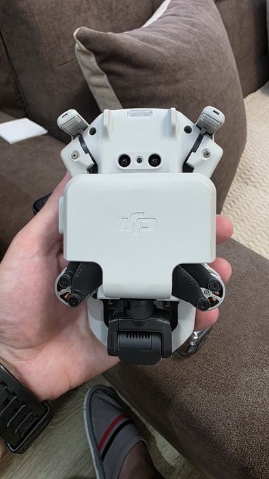 Дрон Dji mavic mini combo