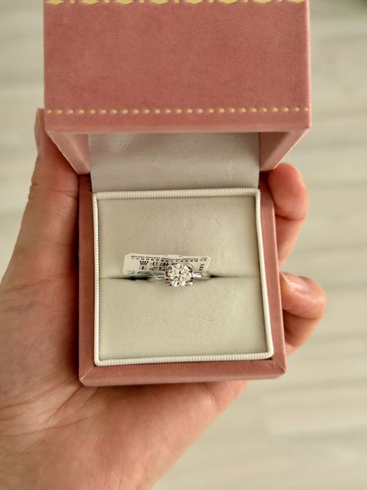 Украшение женское