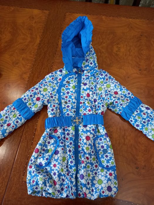 Красивый плащ для детей.