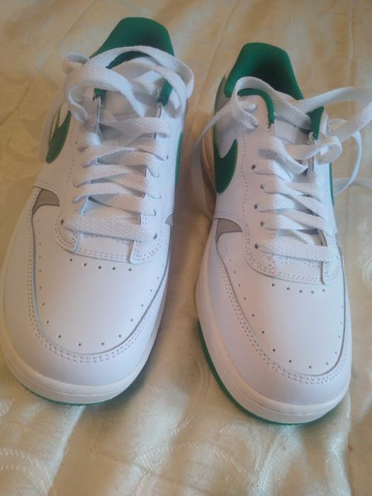 Adidași  dame Nike