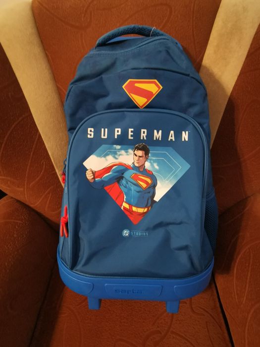 Ghiozdan Superman albastru 33 x 45 x 22 cm! Nou!