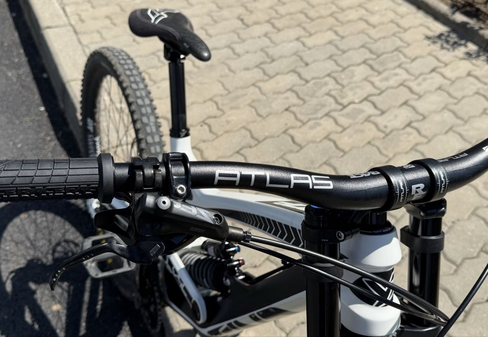 YT Industries Tues CF 27.5” & FOX Rampage