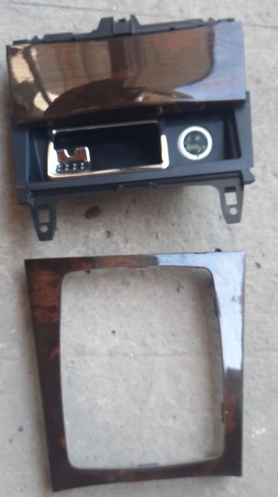 Продам оригиналные детали от бара мерседес w204 с имитацие дерево