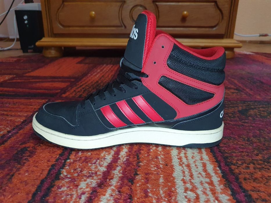 Adidas neo marimea 44 ⅔