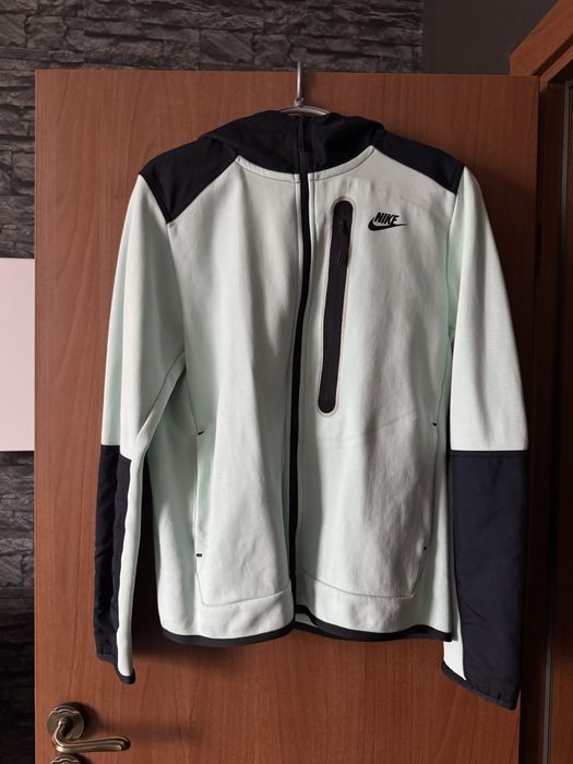Nike tech fleece