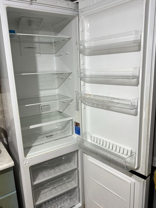 Холодильник INDESIT