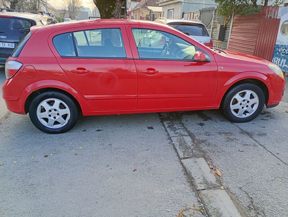 Vând Opel Astra H