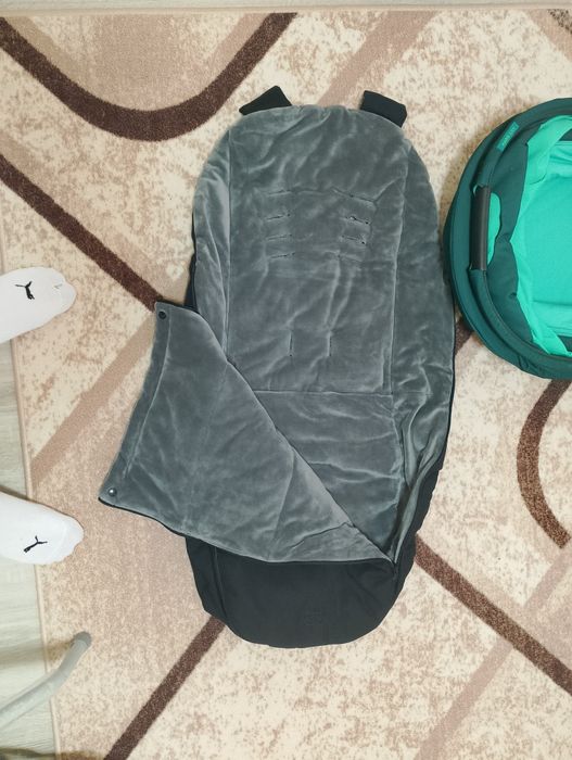 Продавам детска куличка