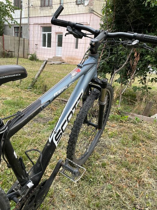 Vând Bicicletă scott