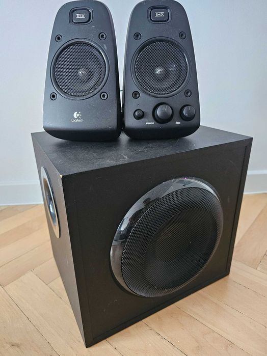 Sistem audio Logitech Z623 2.1 THX, 200W RMS, subwoofer puternic – stare perfectă