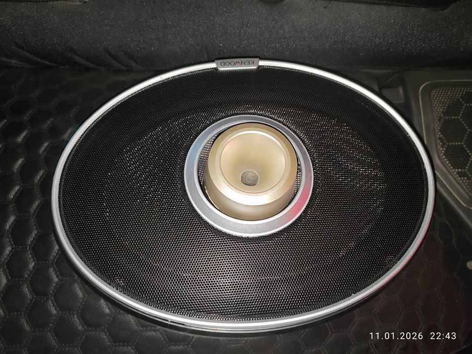 Срочни калонка сотилади