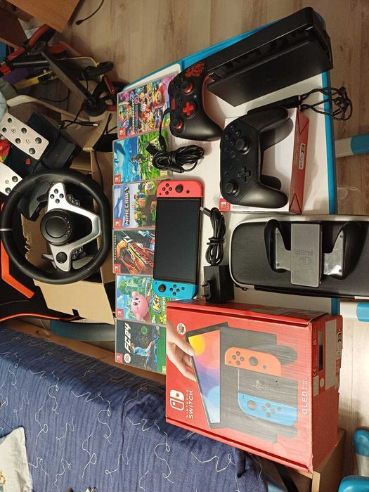 Nintendo Switch oled atmosphere, волан с педали, контролери, игри