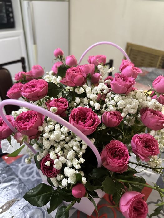 Продам. Срочно. Шикарные букеты.
