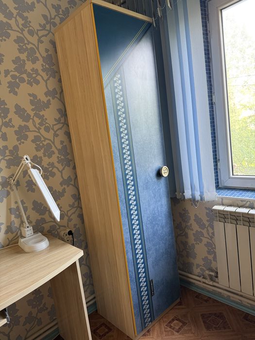 Продам спальный гарнитур JEANS (подростковый)