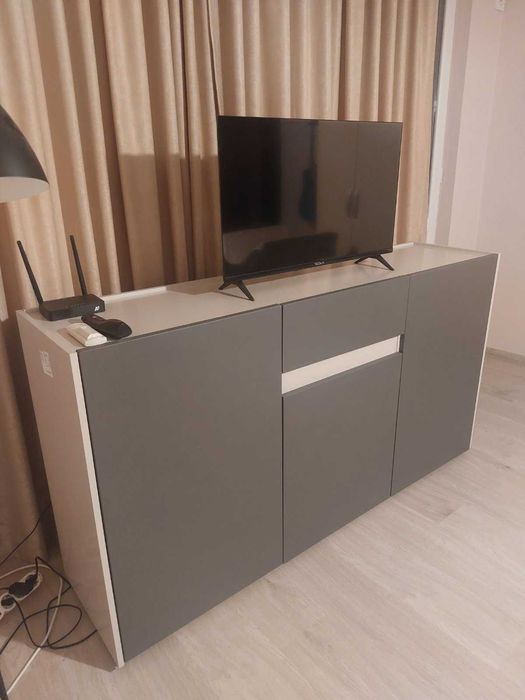 Скрин MDF, чисто нов, размер 160 см дължина, височина 90 см