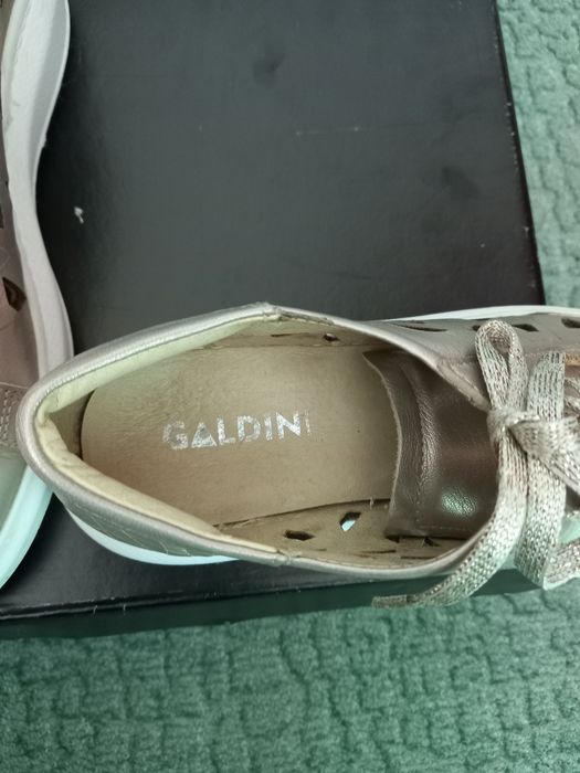 Дамски обувки 39номер.