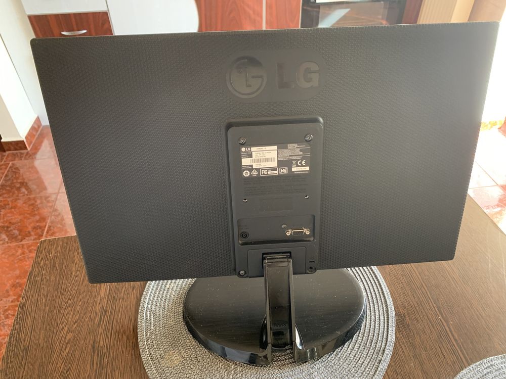 lg 22m38a b monitor