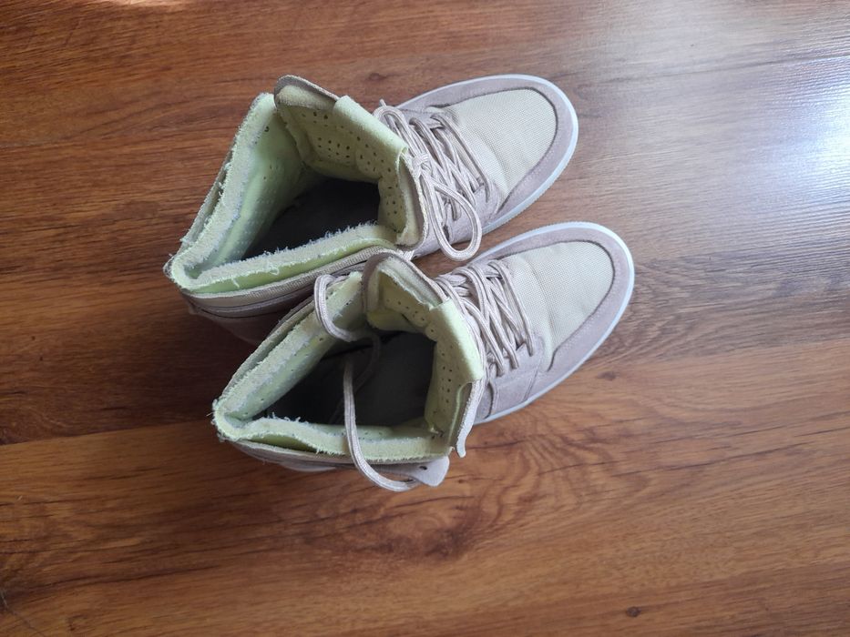 Jordan 1 Retro кецове 37.5 номер.