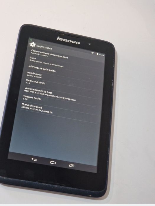 Tableta Lenovo cu slot de card si Sim
