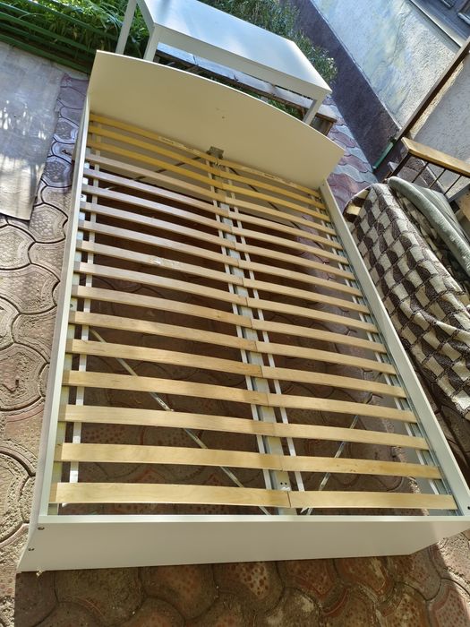 Срочно!!! Продаю  полуторка  кровать