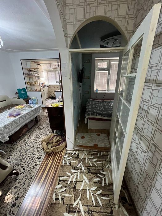Продам 2 ком переделанную в 3 ком на дороге