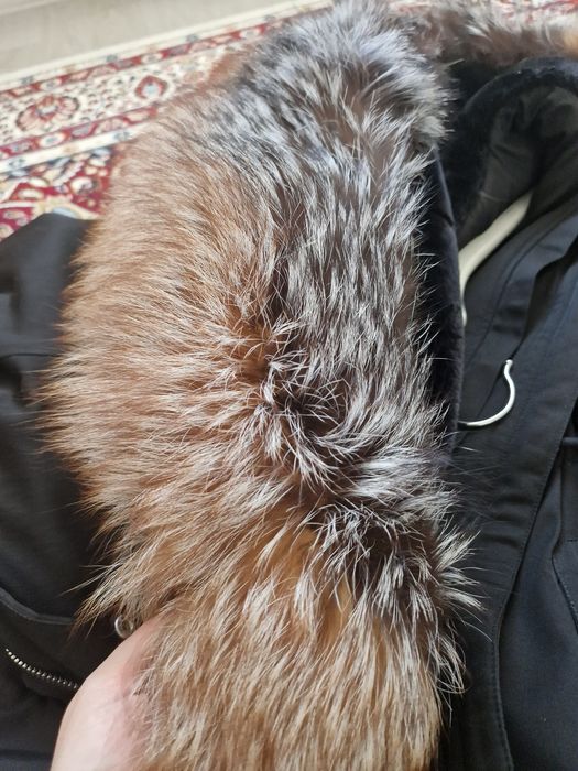 Продается парка б/у