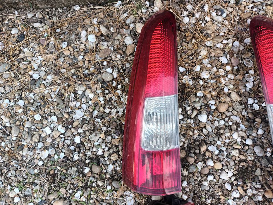 ляв и десен долен и горен стоп за волво в70 комби VOLVO V70