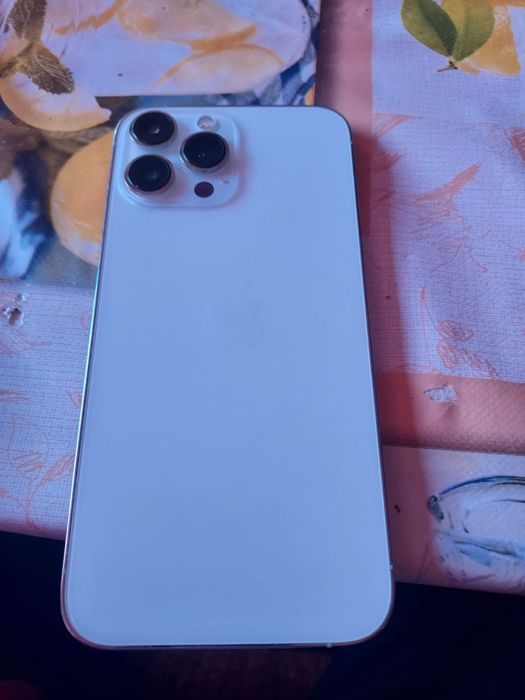 Vand iphone 13max pro max /256gb