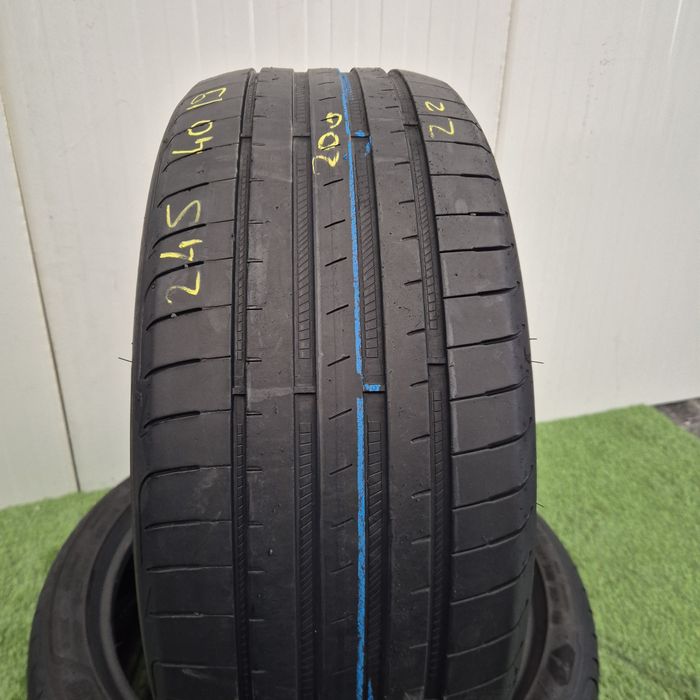 245 40 19 Goodyear vara runflat