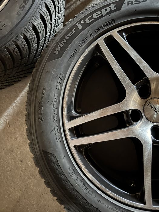 Set 4 jante Dezent R16 + anvelope iarnă Hankook 215/55 R16 Volvo
