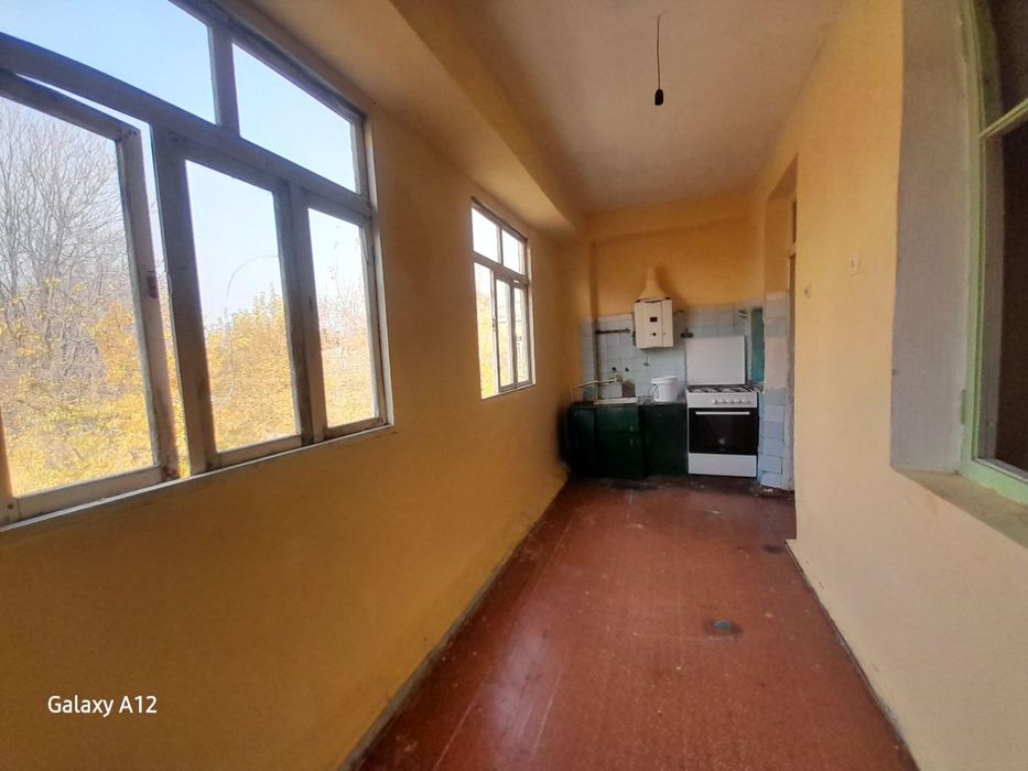 Jizzax shahrida 2 xonali kvartira sotiladi