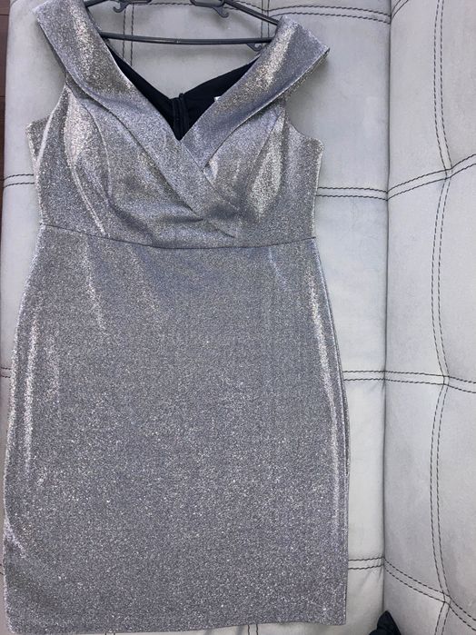 Къса, официална рокля .