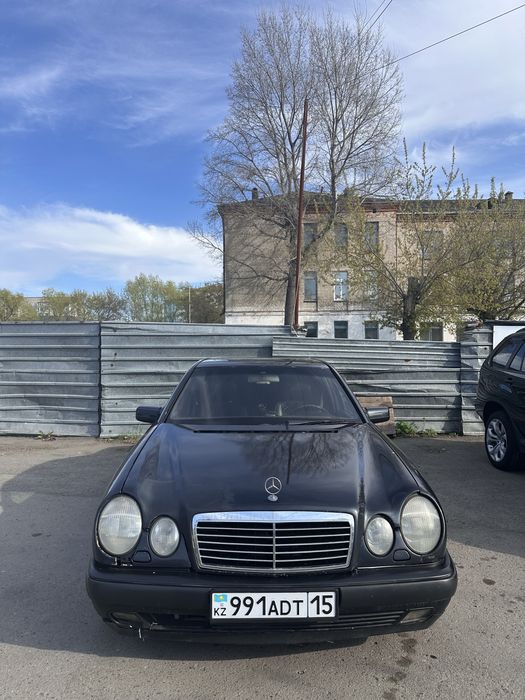 Продам мерседеса Е230