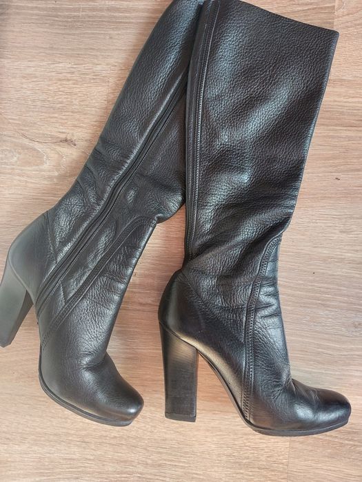 Сапоги  Италия кожаные
