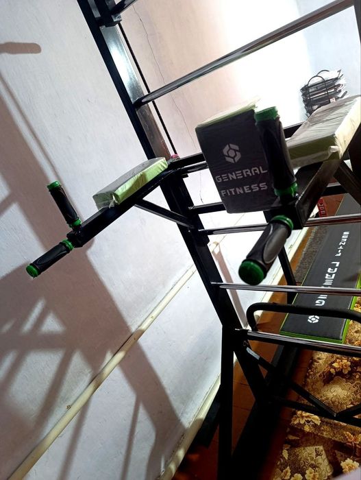 Тренажёр (турник,брусья и скамье)