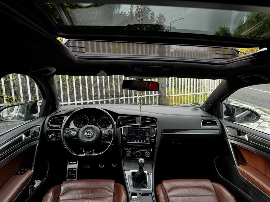 VW//Golf7//2.0Diesel//Panoramic//Piele//Navi//PlafonAlcantara//Dynaudio//JanteR18GTD//LuminiAmbientale