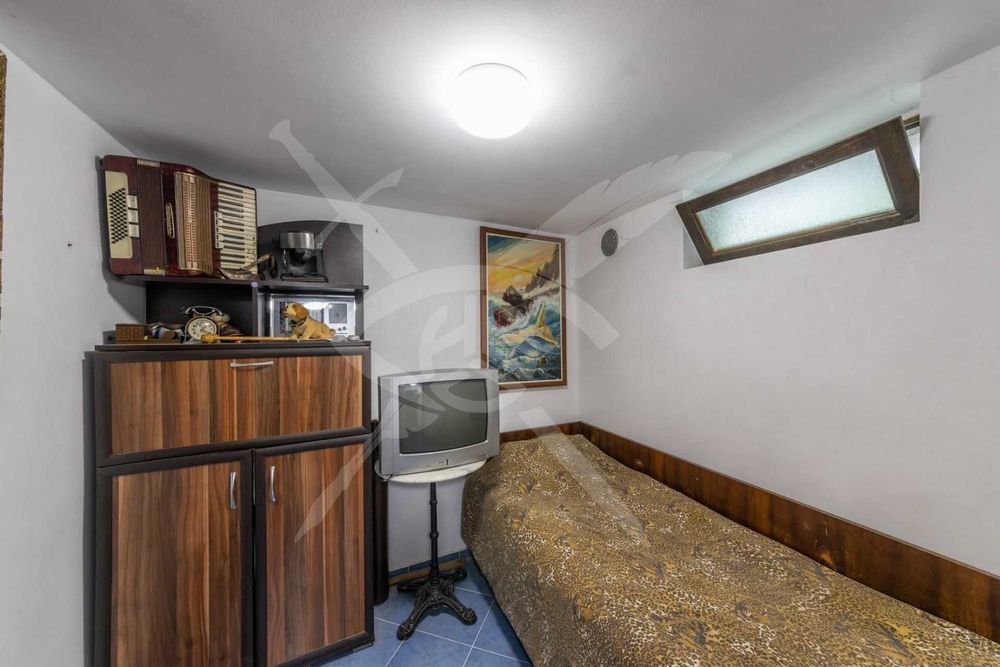 Продава се Къща в Варна, м-т Траката - 180 кв.м за 1328 €/кв.м - Снимка #7