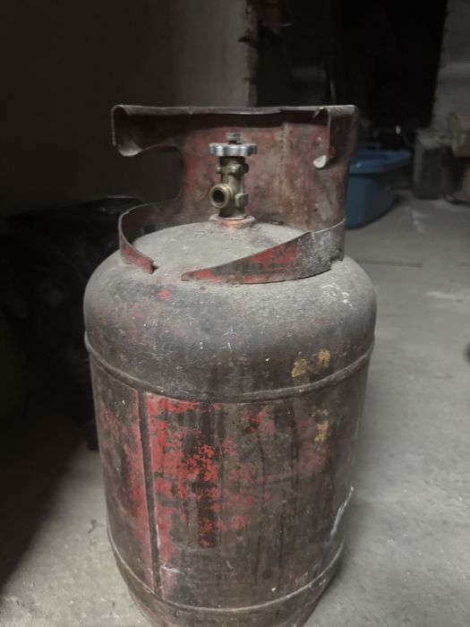 Продам газовый баллон бу!