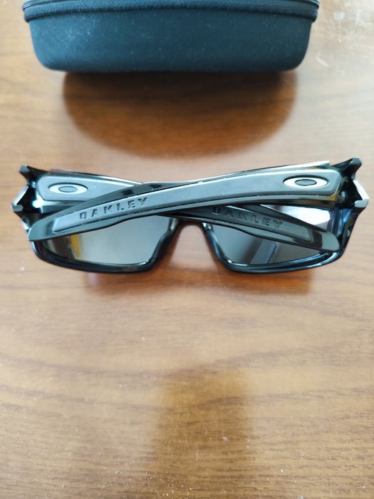 Слънчеви очила OAKLEY!