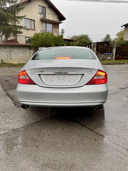 На ЧАСТИ Mercedes CLS 320 CDI W219 2007г OM 642 Xenon въздух