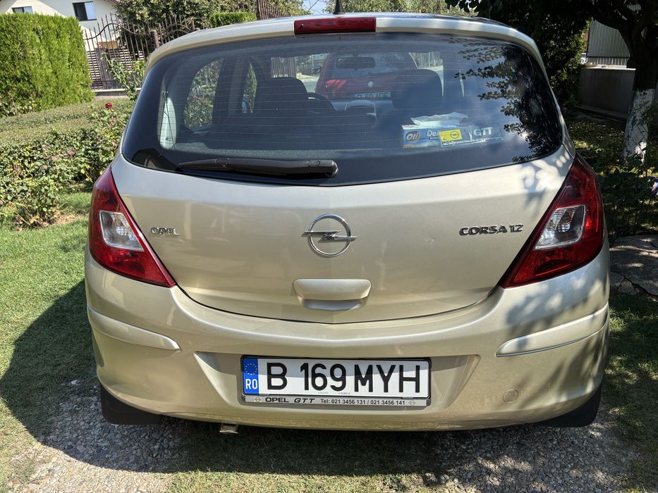 Opel Corsa D 1.2 benzină