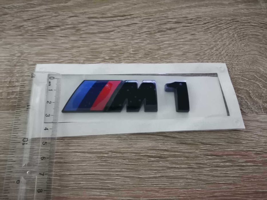 БМВ Bmw 1М черна емблема лого