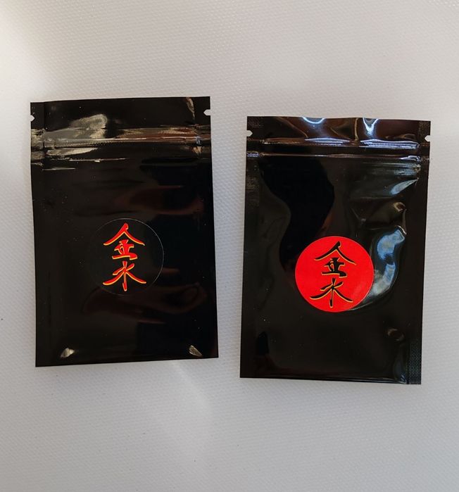 Пакетики зип-лок 7х10 чёрные с иероглифом.