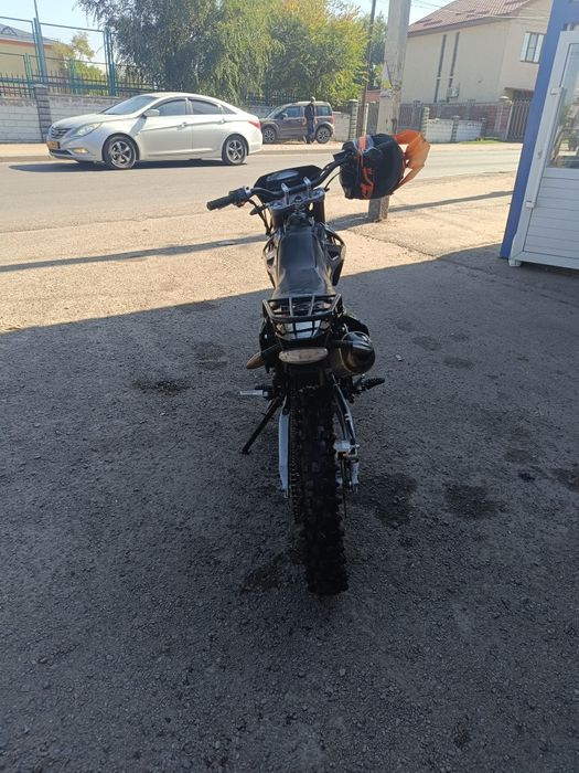 Продам мотоцикл 06