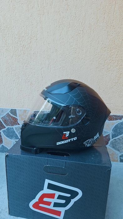 Vând Cască Moto Bogotto