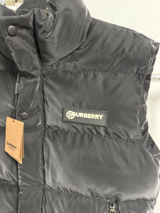 Vesta BURBERRY super calitate UNISEX