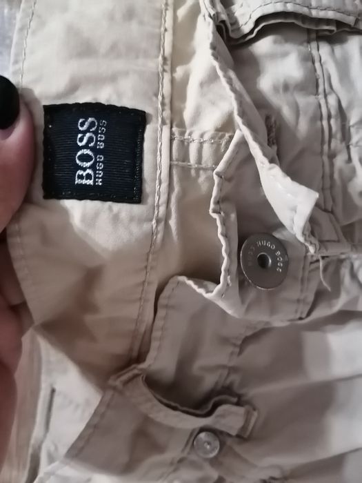 Стильные брючки Hugo Boss