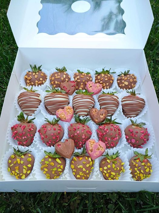 capsuni in ciocolata IAȘI