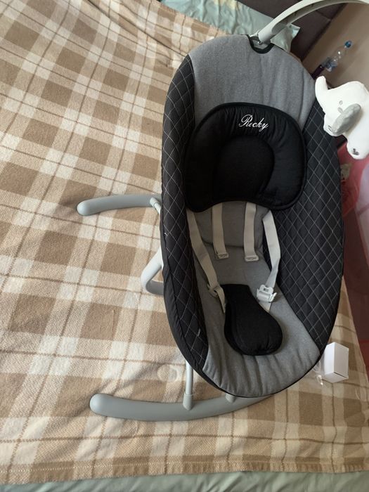 Люлеещ се стол Lionelo,Rio,Eлектрически,C 3 скорости на люлеене