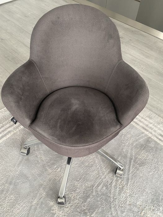 Офис стол в отлично състояние